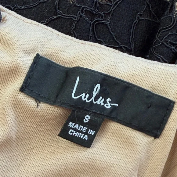Lulu's Black Lace Midi Dress Sz S - Picture 7 of 10
